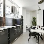Authentic Loft - 2Br 8P - Place De La Republique