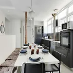 Authentic Loft - 2Br 8P - Place De La Republique